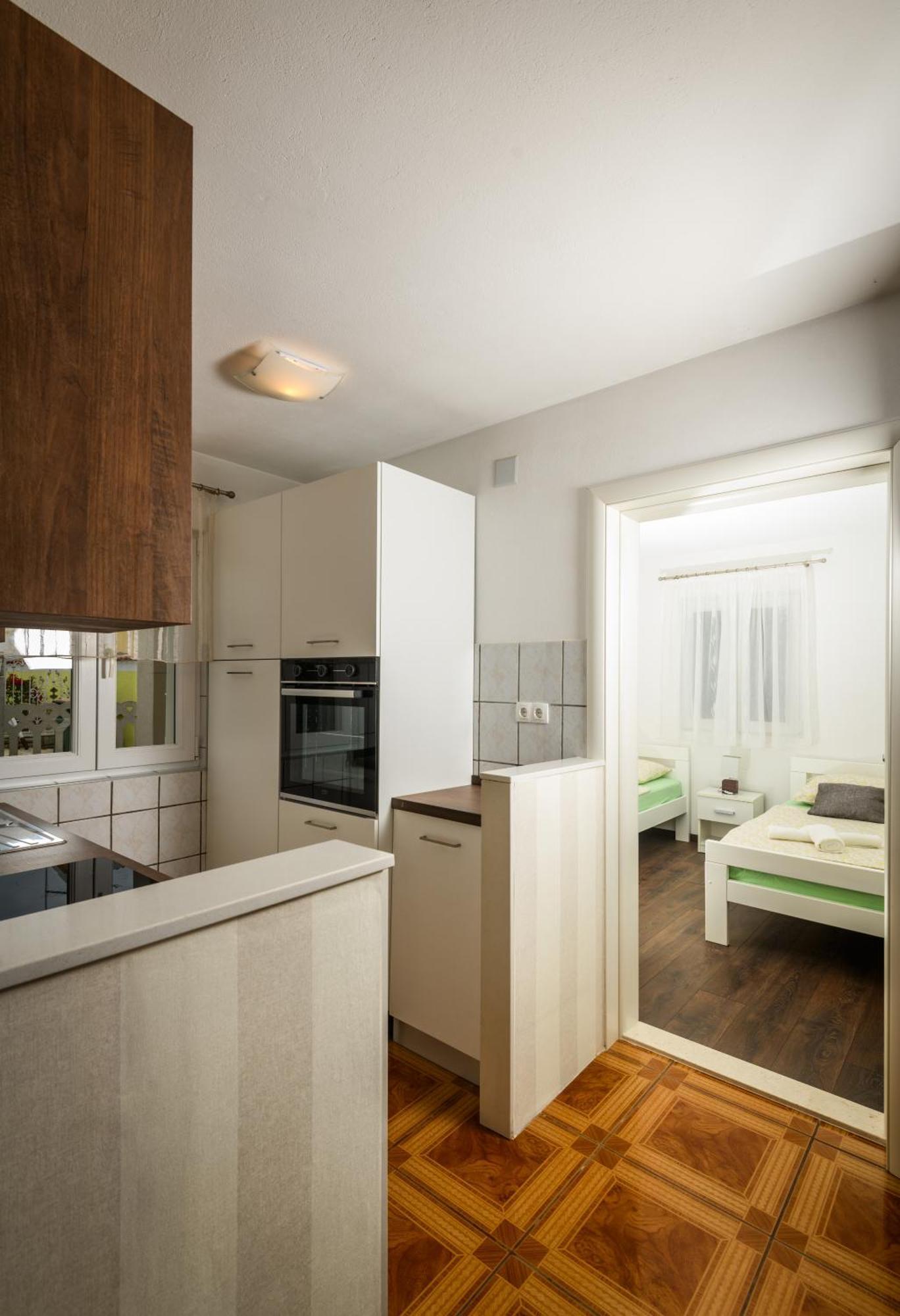 Apartment Emina Vodice