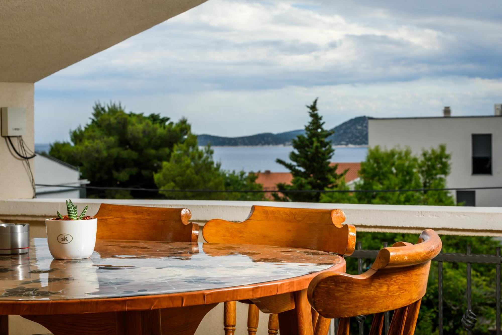 Apartment Emina Vodice