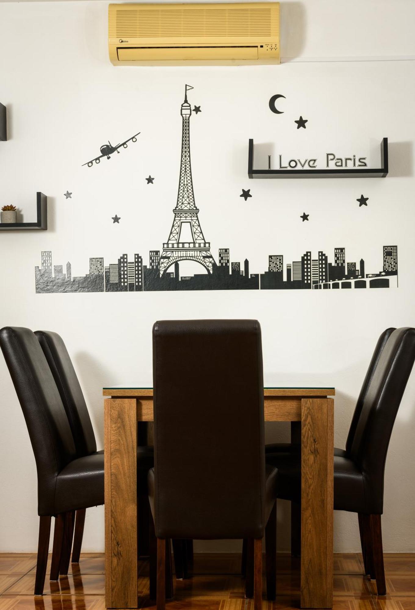 Apartment Emina *