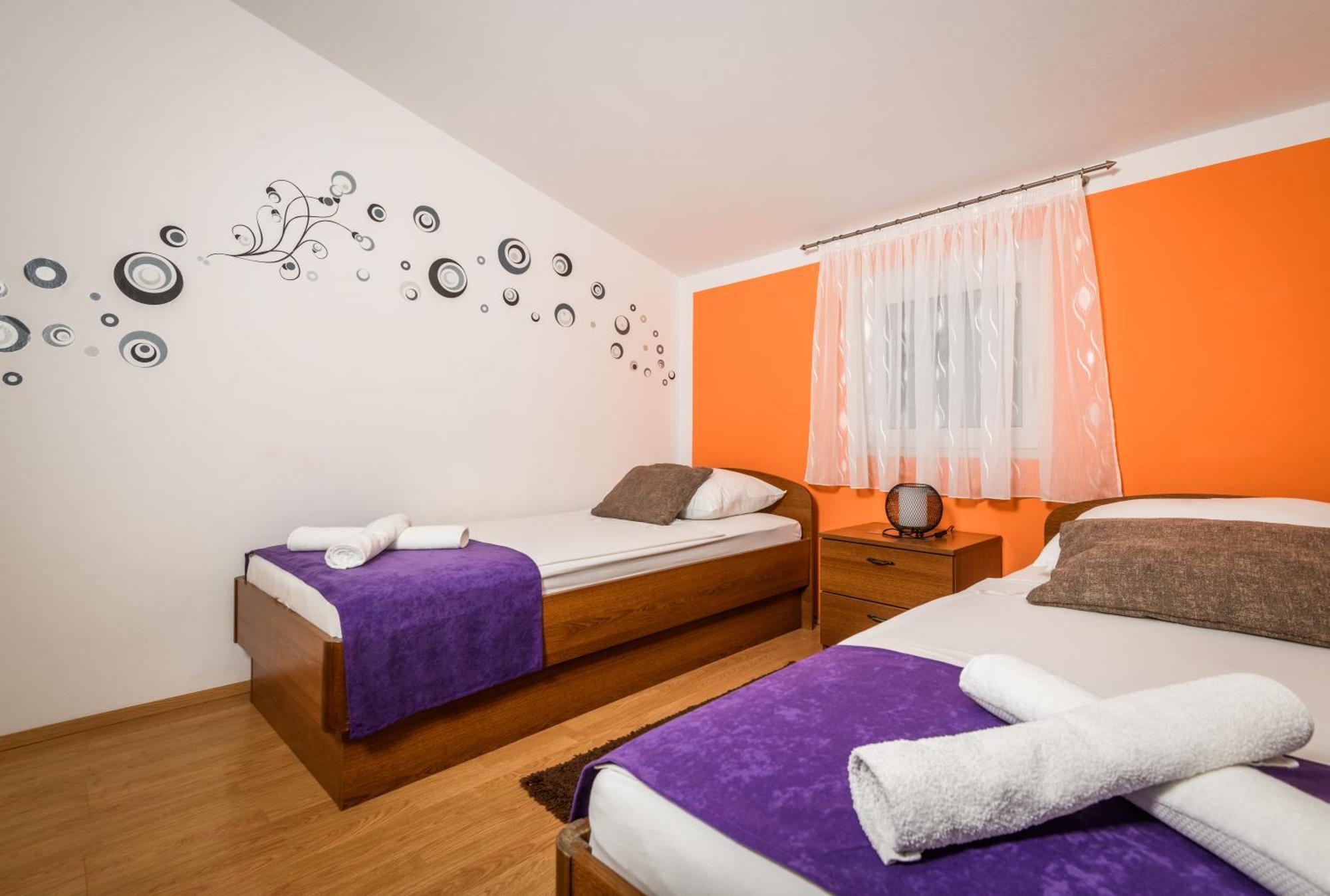 Apartment Emina